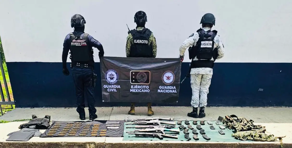 Aseguran SSP y Defensa cinco armas largas y más de 400 municiones en Buenavista