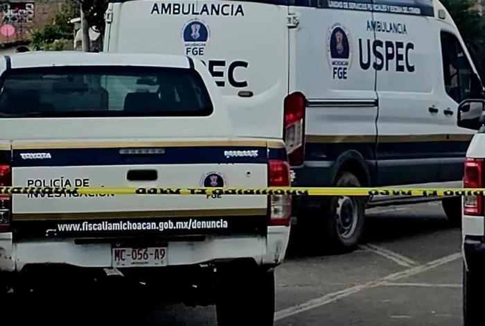 Asesinan a balazos a un hombre en el centro de Buenavista Tomatlán