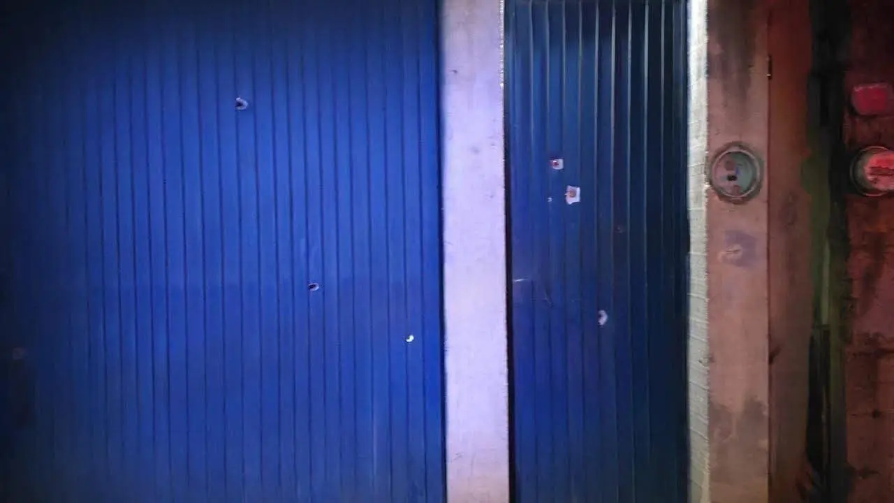 Atacan a balazos fachada de vivienda en Uruapan