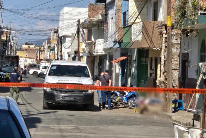 Ataque armado contra dos albañiles en Zamora deja un muert0 y un herid0
