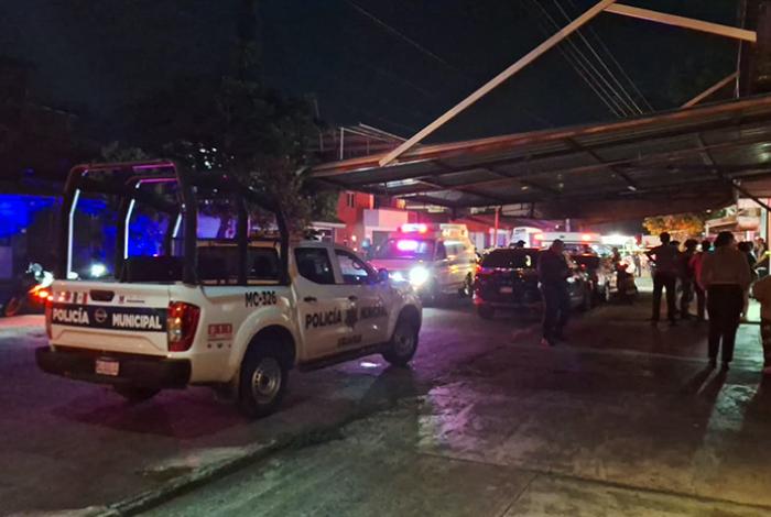 Ataque armado en cenaduría de Uruapan deja una mujer muerta y otra lesionada