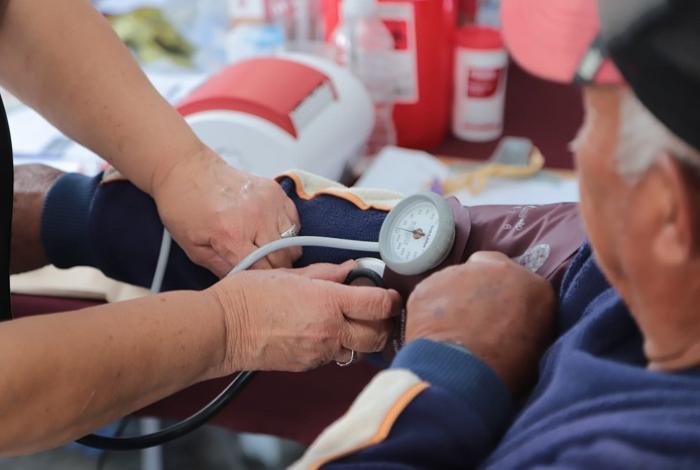 Atención de especialidad y estudios gratuitos   para adultos mayores en unidades médicas de la SSM