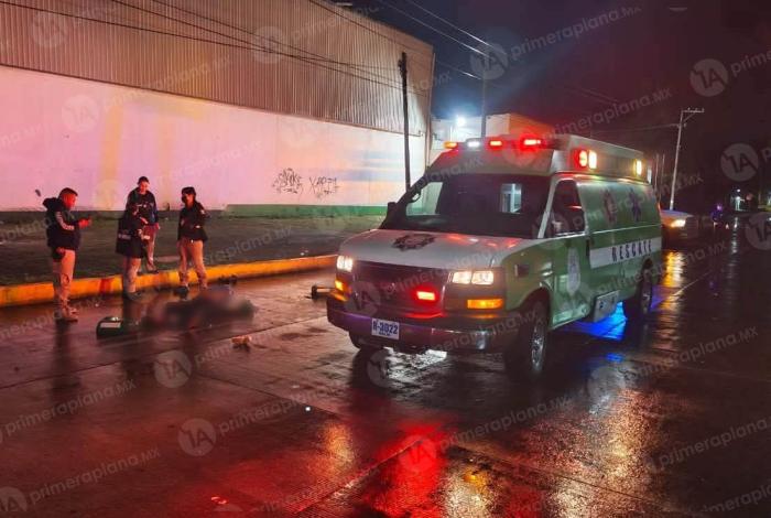 Atrop3llan y m4tan a motociclista en Uruapan