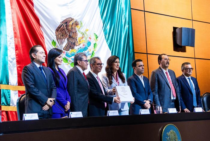 Aumento de 5.9% al gasto total y PIB de 2.3% propone Hacienda