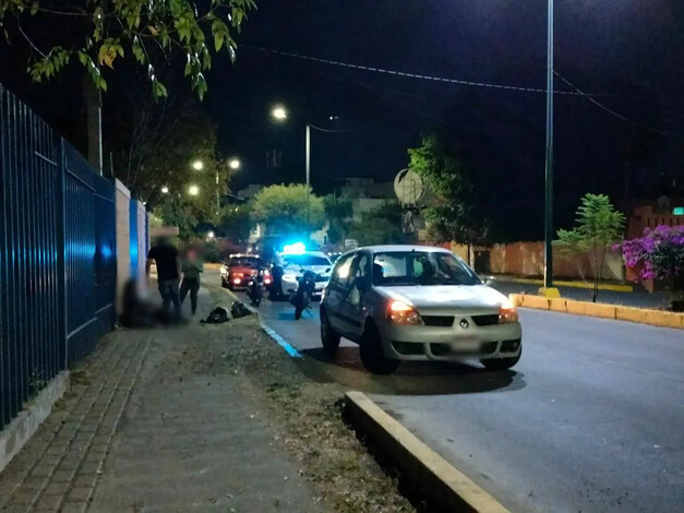  Auto y moto protagonizan choque en la Av. Villa Universidad; hay 1 herido