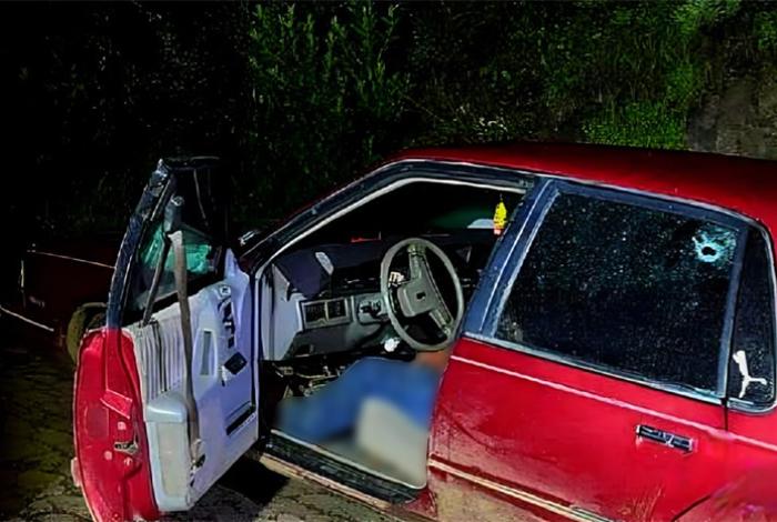 Automovilista es ultimado a tiros en Cotija; presentaba lesiones en la cabeza