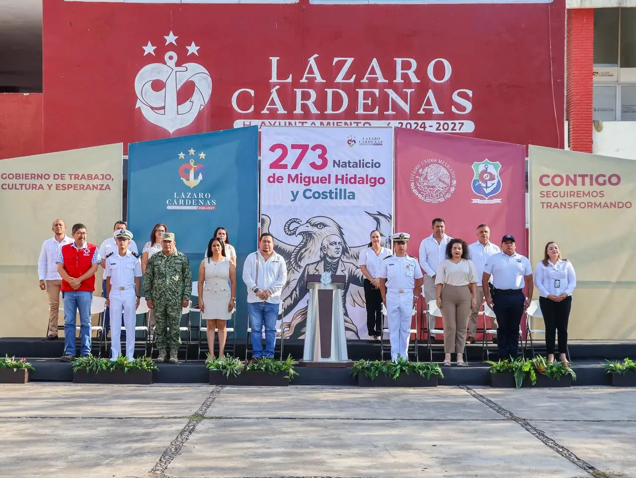 Autoridades Conmemoran 273° Aniversario del Natalicio de Miguel Hidalgo