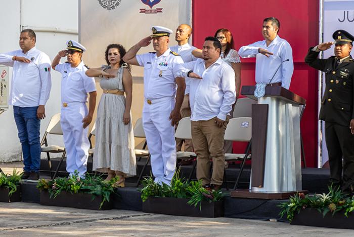 Autoridades conmemoran en LC el 153º aniversario luctuoso de Benito Juárez