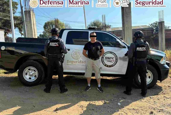 Autoridades federales cumplimentaron una orden de reaprehensión contra un sujeto por el delito de homicidio en Michoacán