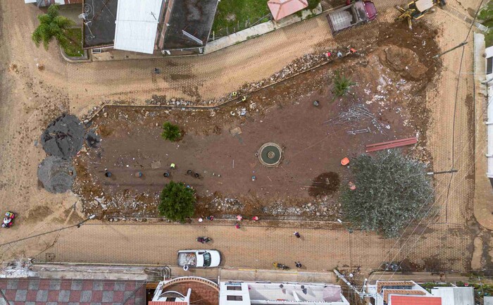  Avance del 37% en la Remodelación de la Plaza Principal de Paramuen