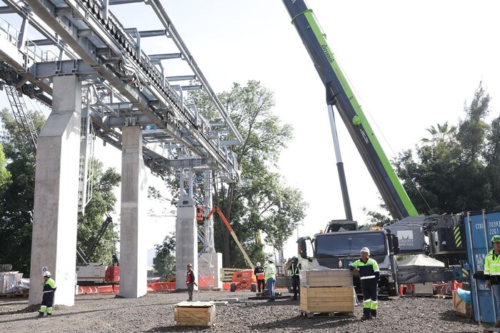 Avanza construcción del teleférico de Uruapan