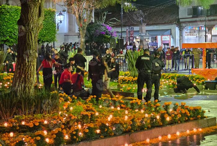Bal3an al alcalde Carlos Manzo durante Festival de las Velas en Uruapan; se reporta grave