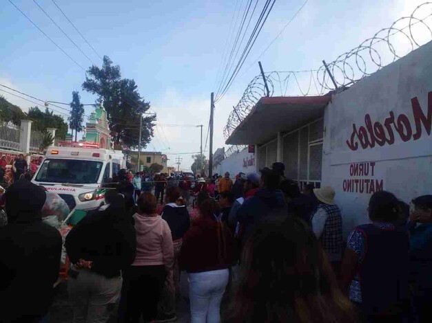  Balacera en primaria de puebla deja muerto y maestra herida