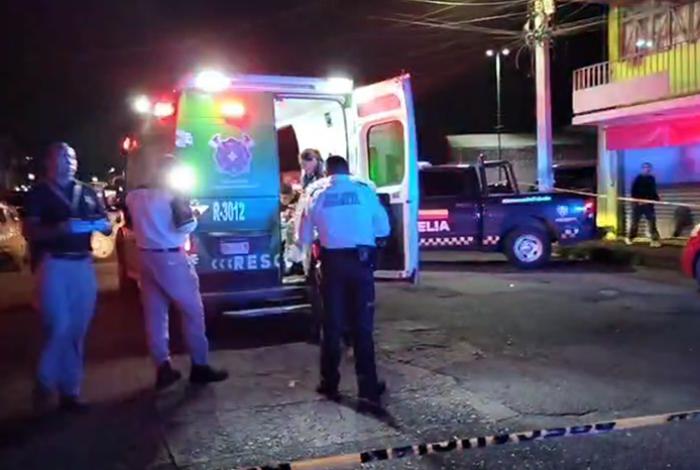 Balean a hombre y mujer en la colonia Juárez de Morelia