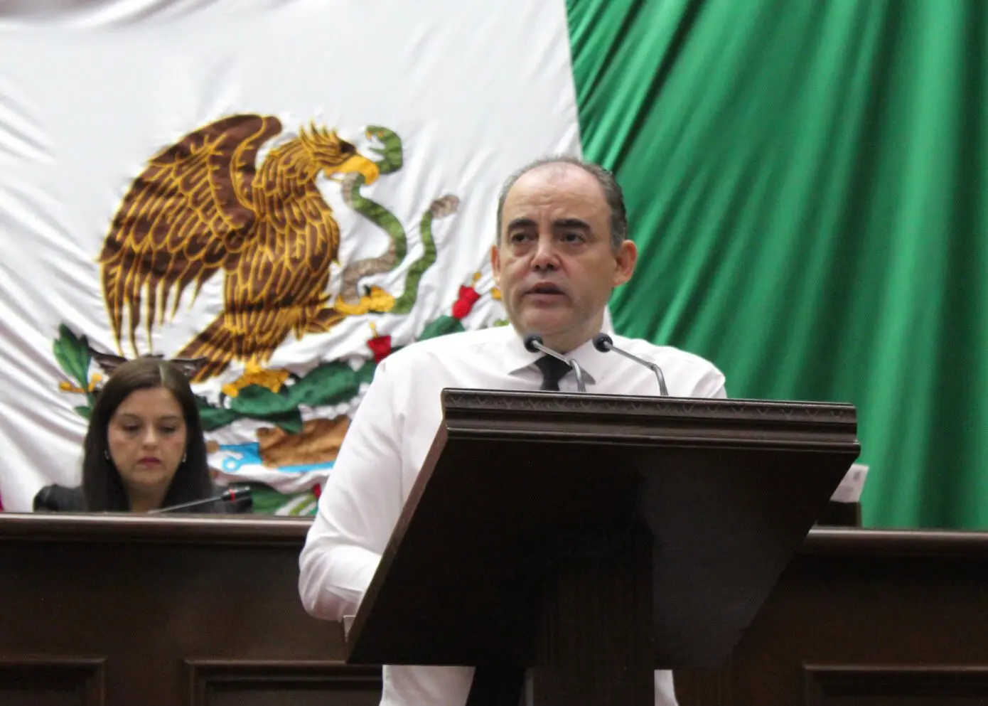  Baltazar Gaona propone tipificar el halconeo como delito en Michoacán