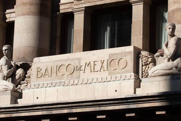 Banxico disminuye ritmo de recortes y fija la tasa de interés en 7.75 %