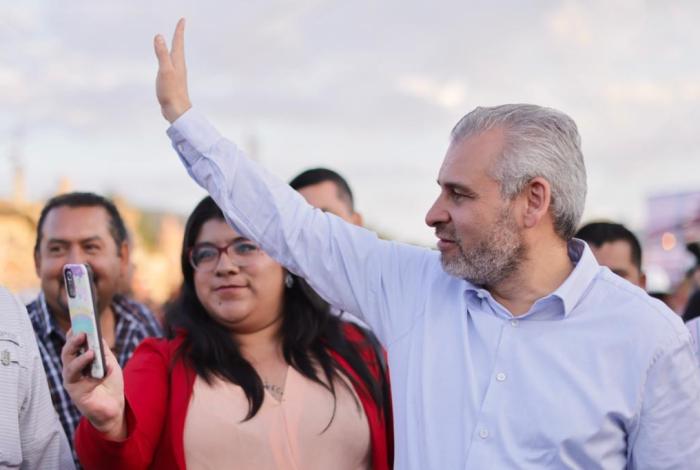 Bedolla, con 62% de aprobación ciudadana: Enkoll