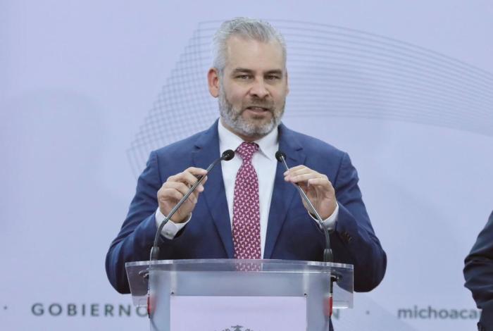 Bedolla expresa condolencias y llama a reflexionar tras hom1cidio de maestras en LC