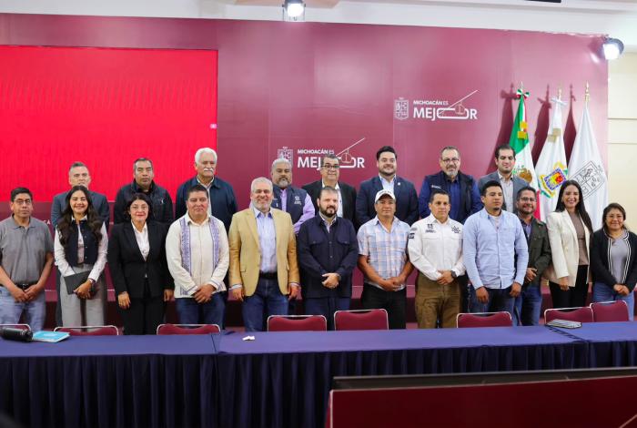 Bedolla y autoridades de Cherán acuerdan ruta de trabajo para 2027