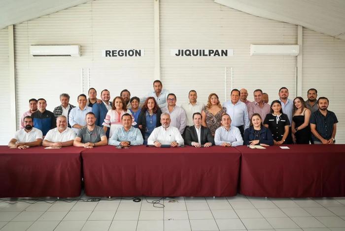 Bedolla y liderazgos de Jiquilpan unen fuerzas contra el impuesto a remesas