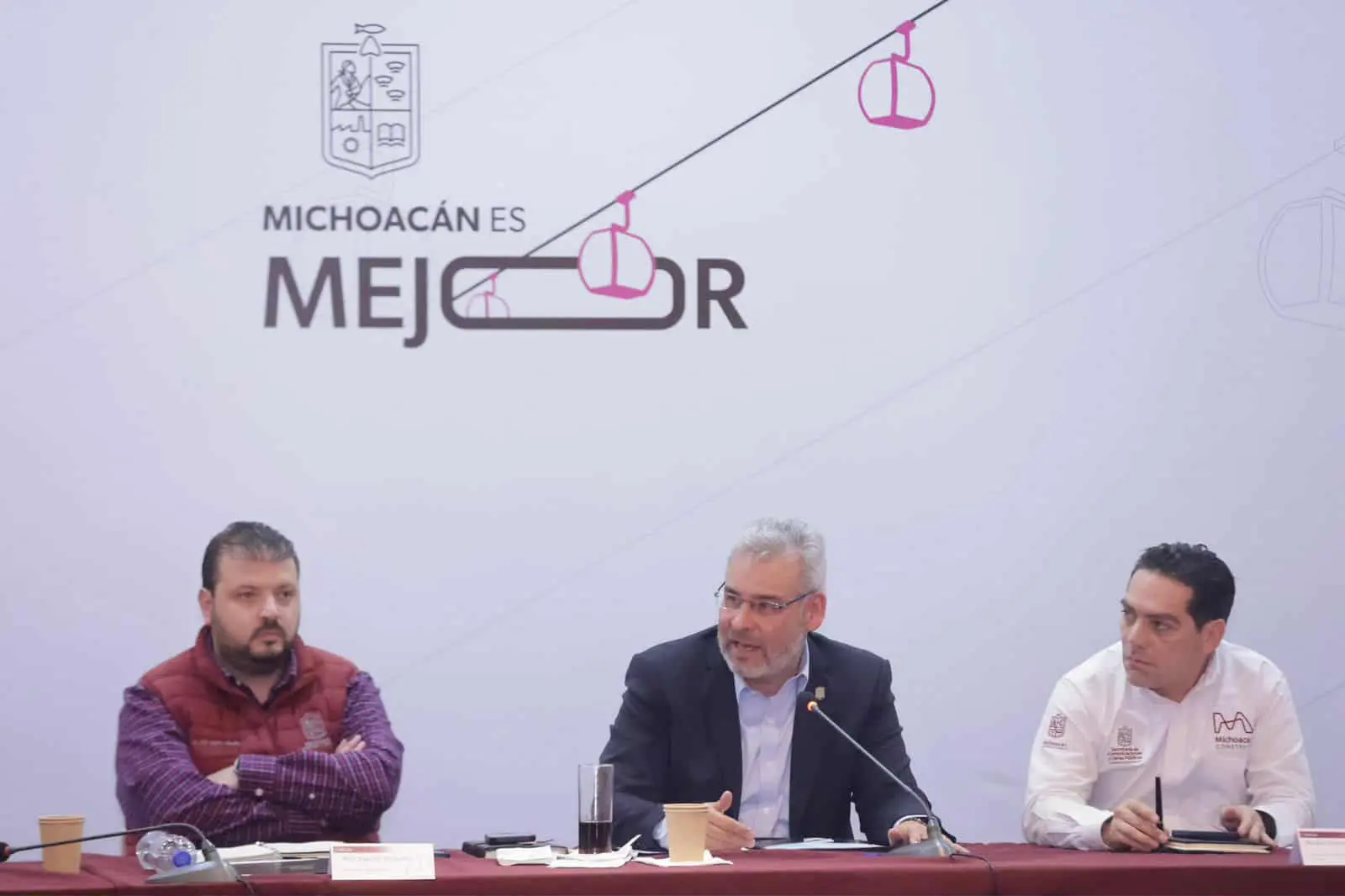 Bedolla y Rosa Icela encabezan primeras reuniones del Plan Michoacán con alcaldes