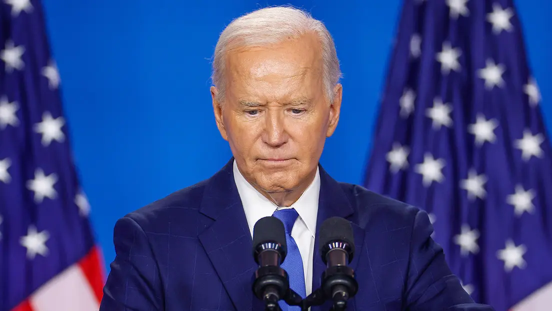 Biden confiesa haber usado “autopen” dispositivo que automatiza la creación de firmas