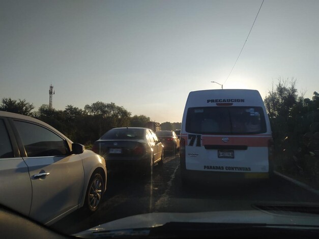  Bloqueos y enfrentamientos en Tierra Caliente movilizan a las autoridades