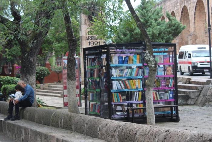 Cabinas de Lectura ‘Morelia se Lee’ superan expectativas de préstamo en exitoso arranque