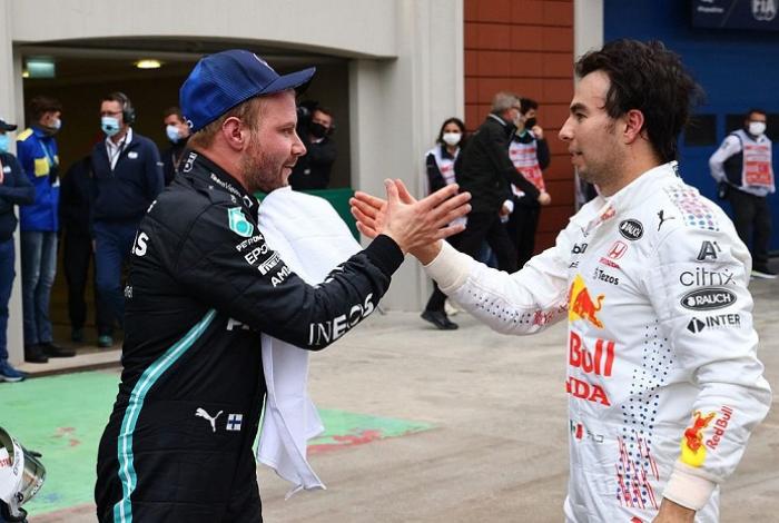 Cadillac no tendrá que elegir entre Sergio Pérez o Valtteri Bottas, los tendrá a los dos