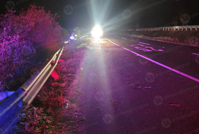 Cae por un barranco y mu3ere calc1nad0, en Tiripetío