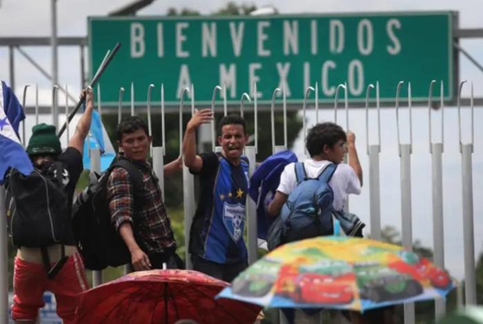 Cambio de rumbo migratorio: México recibe menos migrantes y más retornados
