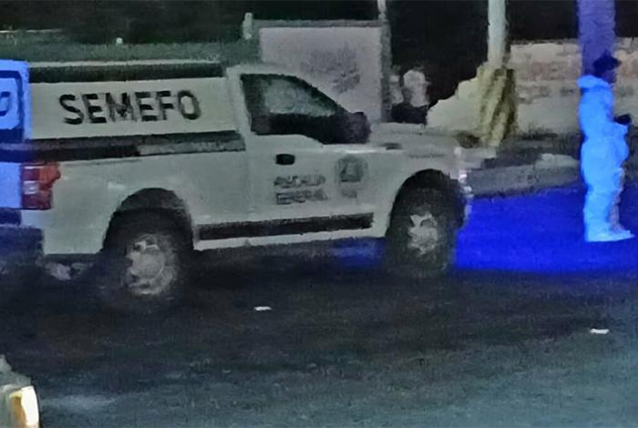 Camioneta atropella a dos personas en el fraccionamiento Misión del Valle, Morelia; un hombre fallece