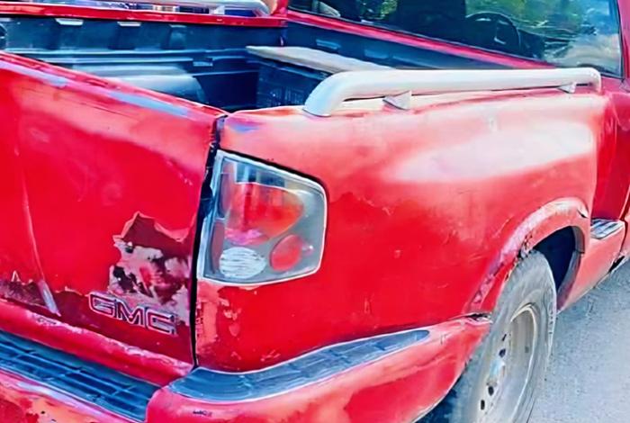 Camioneta embestida por el tren en Yurécuaro; hay 3 mujeres muertas y 3 lesionados
