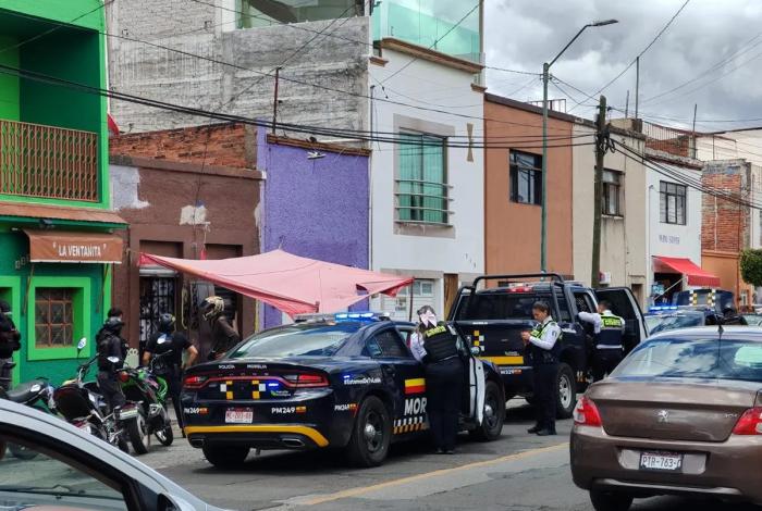 Caos en Ventura Puente tras riña colectiva que termina con detenidos y daños materiales