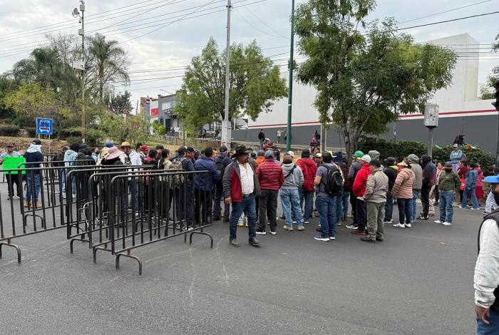 Caos vial en Morelia por manifestaciones y obras de infraestructura