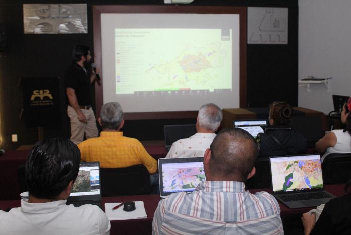 Capacita Implan a arquitectos en el uso de instrumentos del Sigem