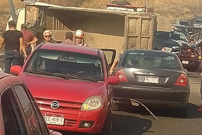 Carambola de tres en el camino al Recinto Ferial