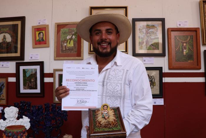 Casart premia creatividad y originalidad de piezas en arte plumario, cantería y alfarería