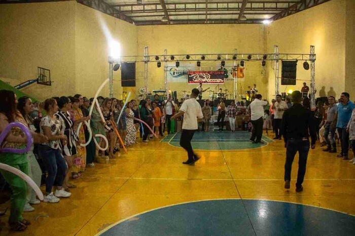 Celebración del Día del Maestro en Cuitzeo: Reconocimiento y Festividades en Honor a los Docentes