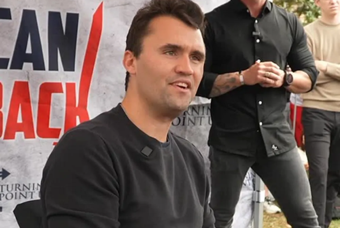 Charlie Kirk, aliado de Trump, herido de bala en conferencia en Utah