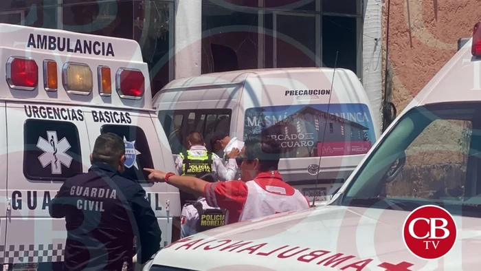 Chofer de combi muere al chocar en el libramiento de Morelia