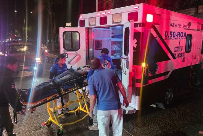 Choque de motos deja tres lesionados, en Zamora