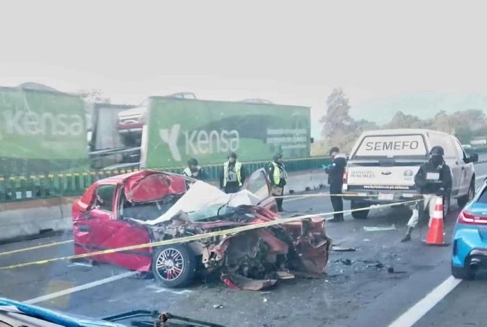Choque deja un muerto y un herido en la Autopista Siglo XXI, en Michoacán