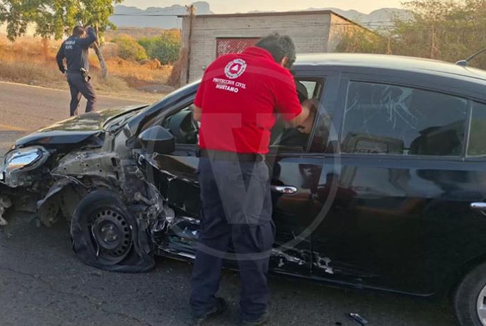  Choque frontal en la Huetamo-Ciudad Altamirano deja un lesionado