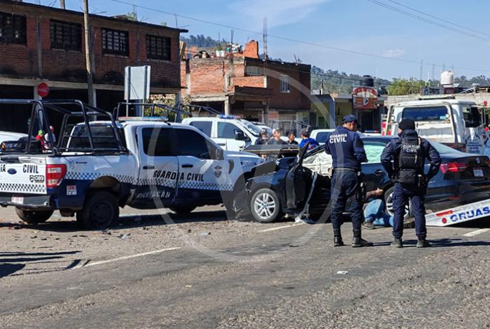 Choque múltiple en la Pátzcuaro-Morelia deja al menos 8 heridos, entre ellos 5 policías