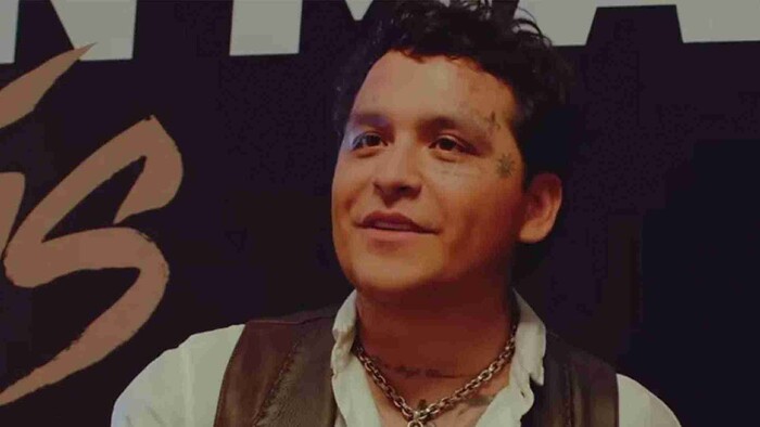 Christian Nodal es reconocido por incluir lengua de señas en Costa Rica