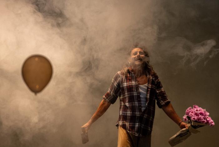 Cierra Festival de Monólogos con Me cargo en mis muertos, en Morelia