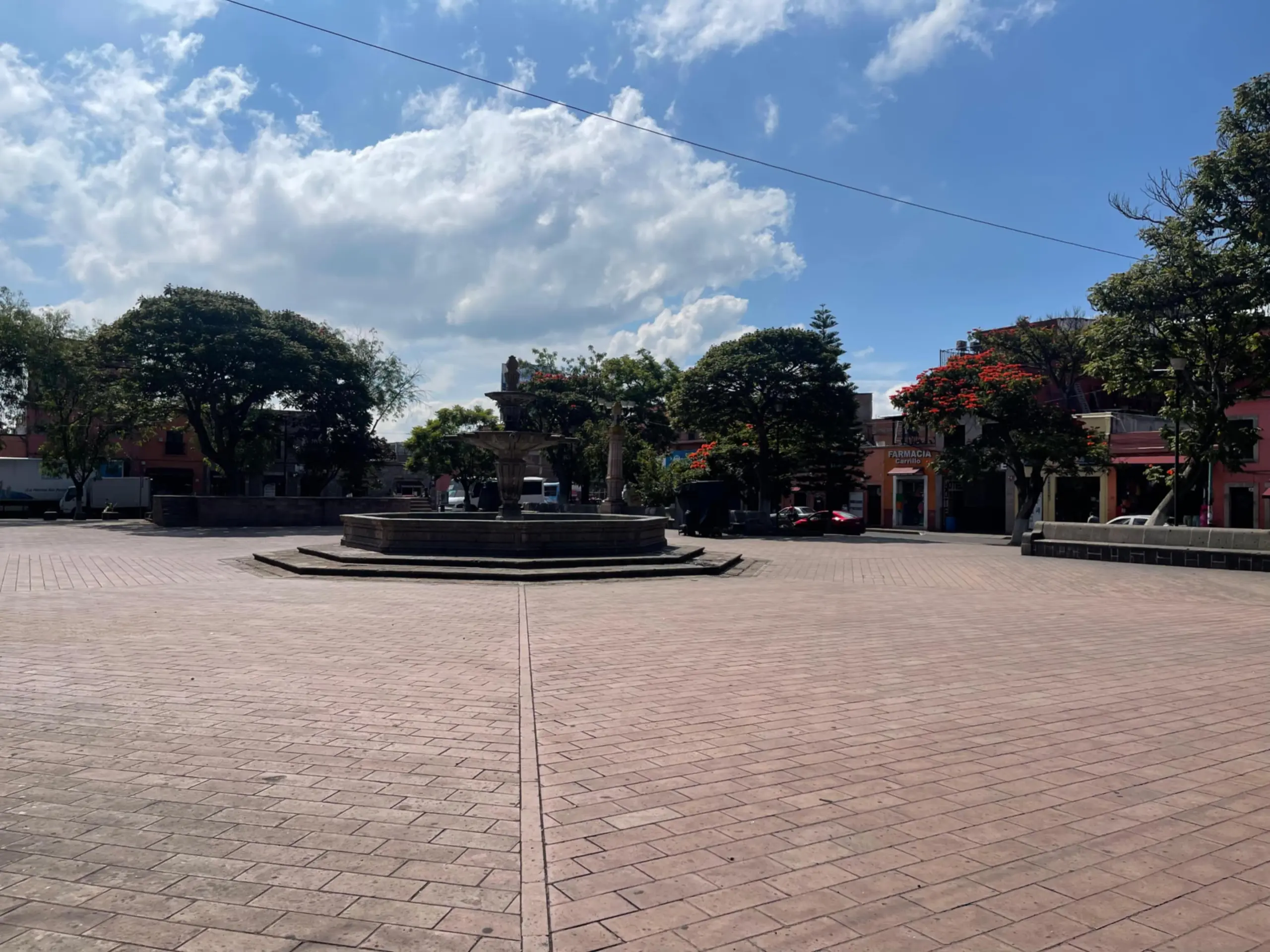 Ciudadanos aseguran que persiste inseguridad en Plaza Carrillo