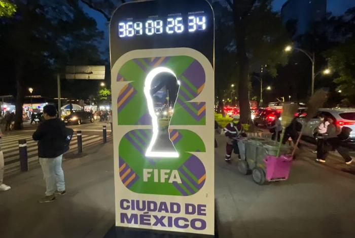 Clausuran reloj del Mundial en CDMX por vandalismo