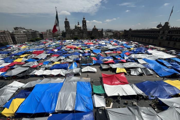 CNTE pone fin al paro de labores y al plantón en la Ciudad de México